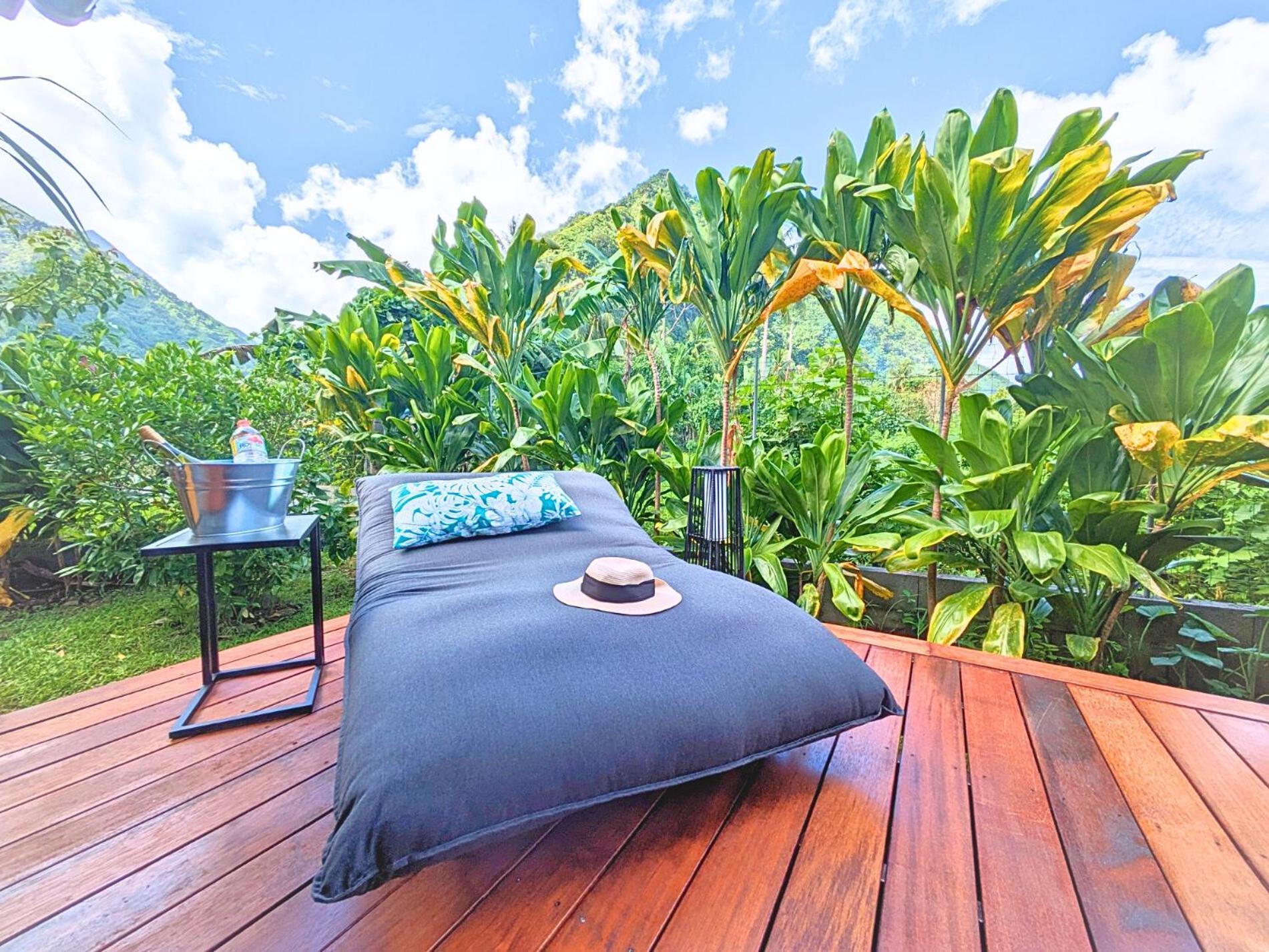 Natura Om Teahupoo Surf Lodge Toanoano Εξωτερικό φωτογραφία