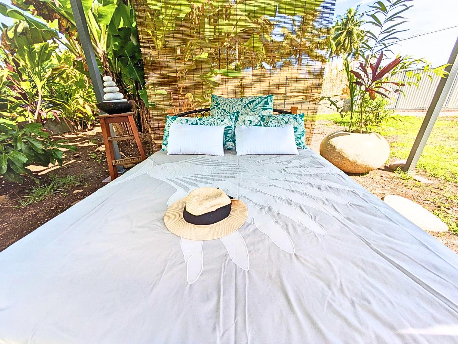 Natura Om Teahupoo Surf Lodge Toanoano Εξωτερικό φωτογραφία