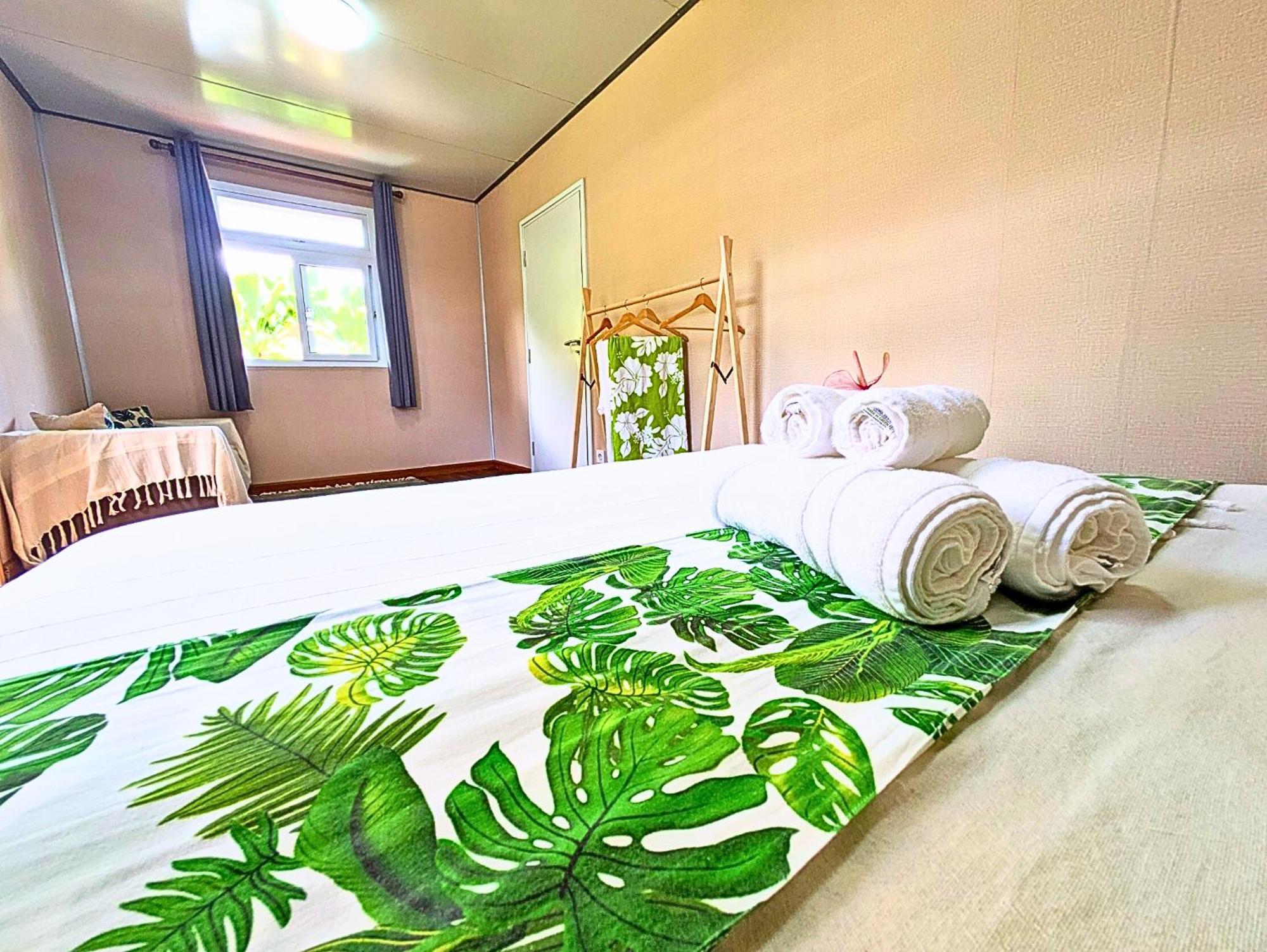 Natura Om Teahupoo Surf Lodge Toanoano Εξωτερικό φωτογραφία